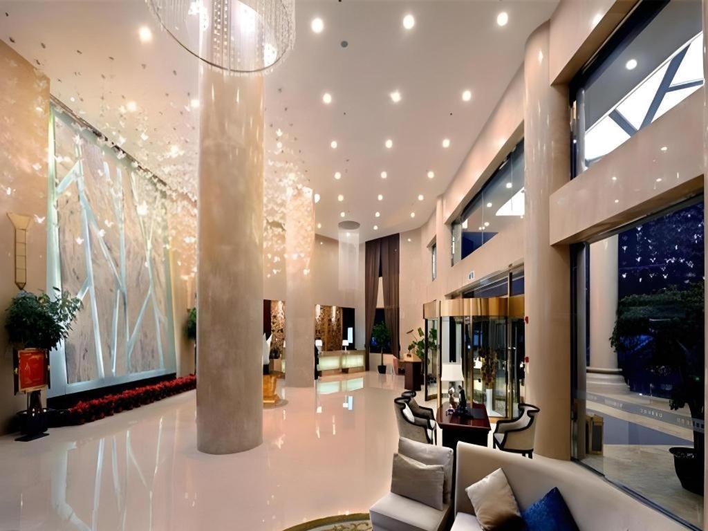 Chengdu Yinsheng International Hotel Supoqiao Exteriér fotografie