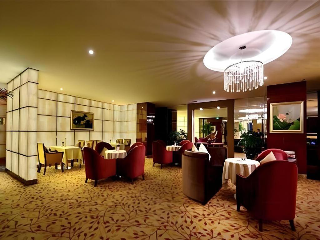 Chengdu Yinsheng International Hotel Supoqiao Exteriér fotografie